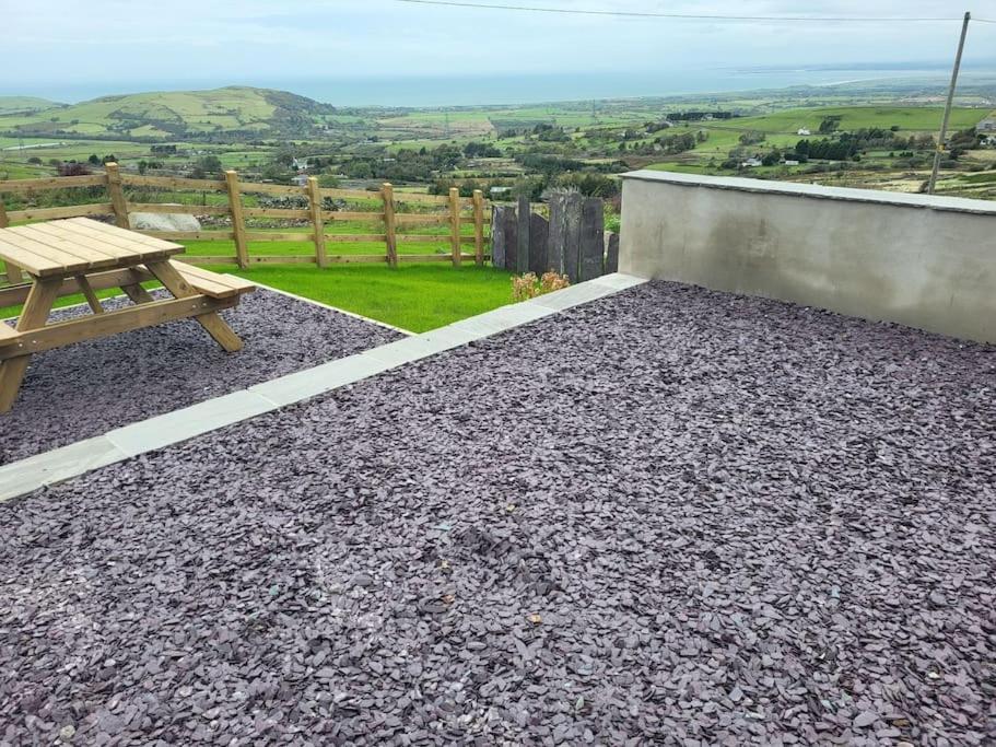 Villa Amazing Coastal & Sunset Views In Eryri Llanllyfni Exterior foto
