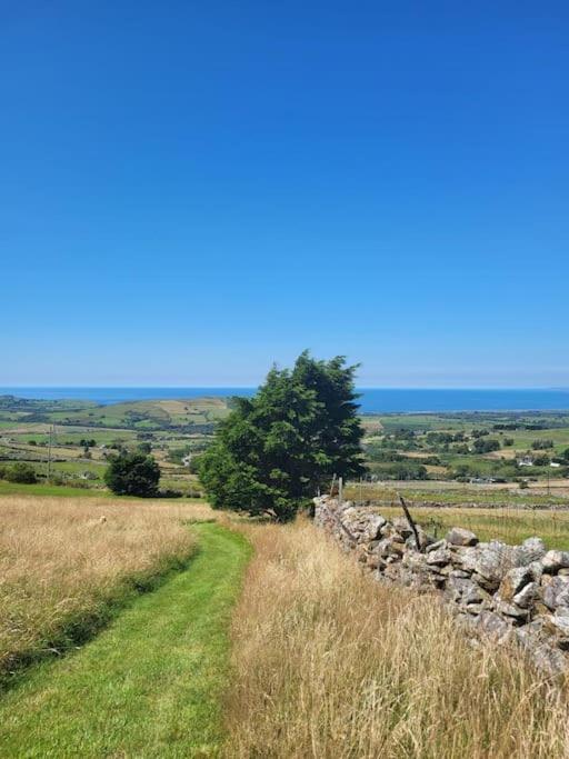 Villa Amazing Coastal & Sunset Views In Eryri Llanllyfni Exterior foto