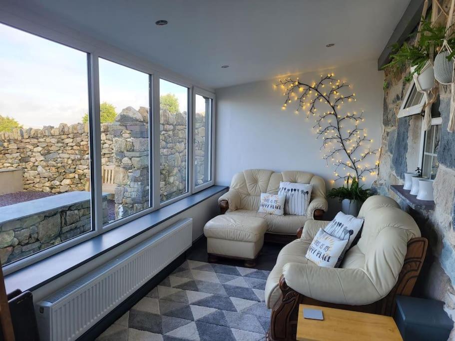 Villa Amazing Coastal & Sunset Views In Eryri Llanllyfni Exterior foto