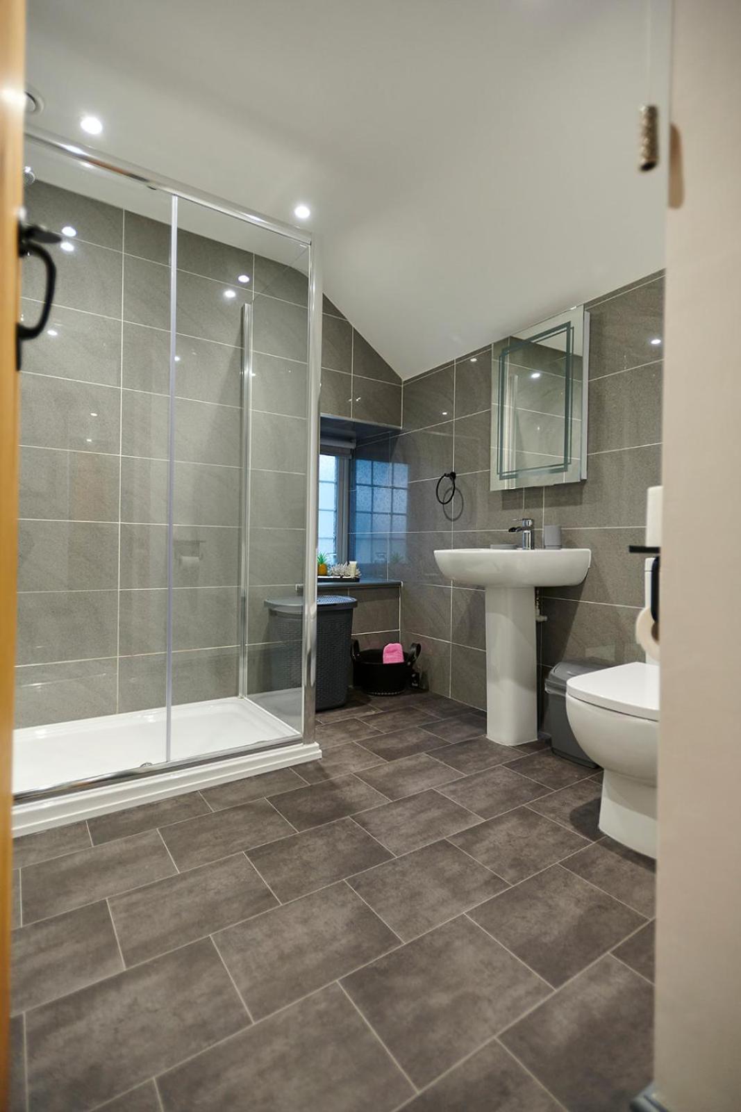 Villa Amazing Coastal & Sunset Views In Eryri Llanllyfni Exterior foto